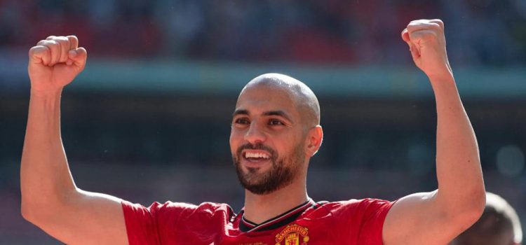 آینده مبهم هافبک مراکشی در ترکیب منچستریونایتد