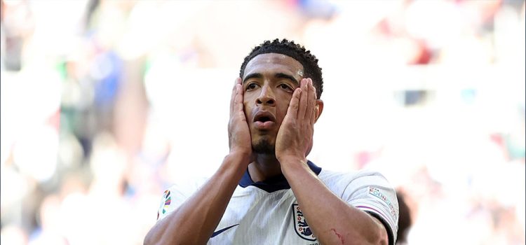 ستاره یونایتد توپ طلا را به بلینگام داد