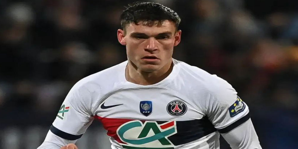 اخبار منچستر یونایتد یونایتد تسلیم نمی‌شود پیشنهاد جدید برای ستاره PSG