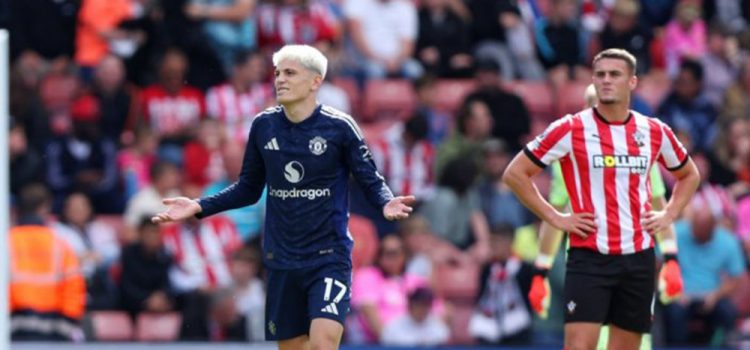 ساوتهمپتون 0-3 یونایتد: فرار از بحران در سنت‌مری