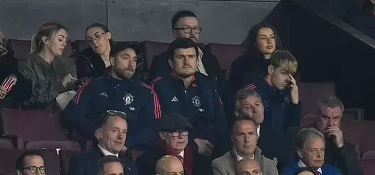 فرگوسن پس از اخراج از نقش سفیر منچستریونایتد، در اولدترافورد حضور یافت