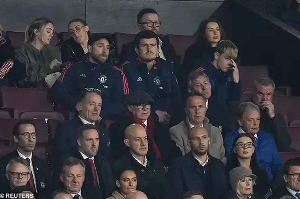 فرگوسن پس از اخراج از نقش سفیر منچستریونایتد، در اولدترافورد حضور یافت - اخبار منچستریونایتد فرگوسن پس از اخراج از نقش سفیر منچستریونایتد، در اولدترافورد حضور یافت