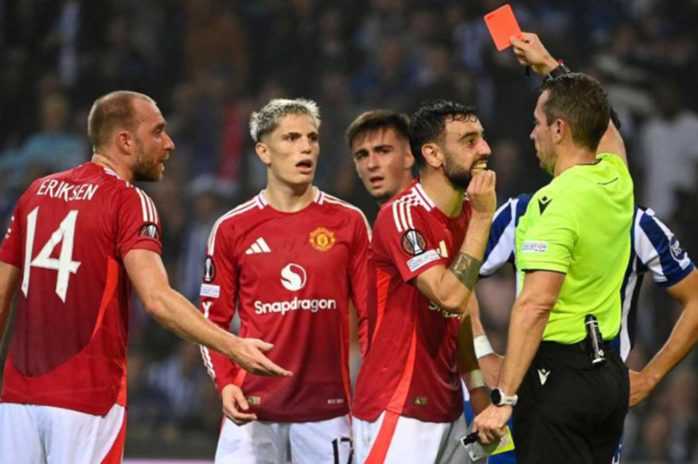 کارشناسی داوری در تلویزیون کارت قرمز را لغو کرد! - اخبار منچستر یونایتد کارشناسی داوری در تلویزیون کارت قرمز را لغو کرد!