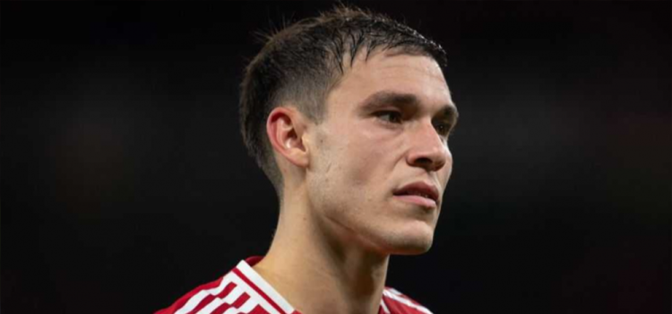 پیام هافبک یونایتد به تنهاخ: درست ازم استفاده کن