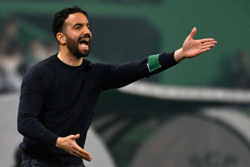 بند دردسر ساز مانع از حضور فوری آموریم در یونایتد! - اخبار منچستر یونایتد بند دردسر ساز مانع از حضور فوری آموریم در یونایتد!