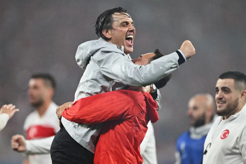 جانشین اریک تنهاخ از ترکیه میآید! - اخبار منچستر یونایتد جانشین اریک تنهاخ از ترکیه میآید!