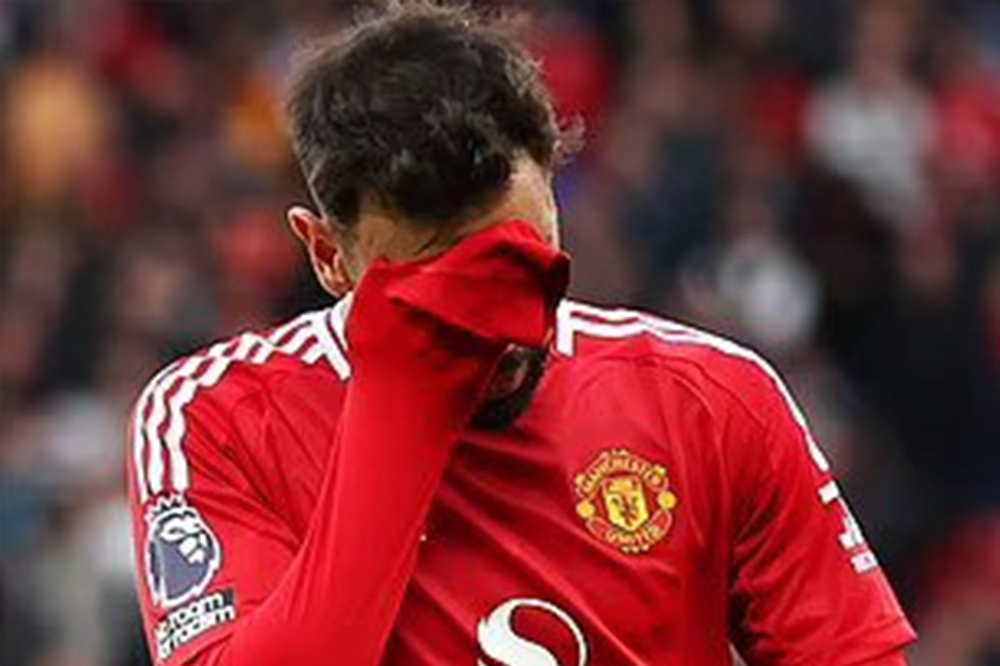 وب تایید کرد: VAR باز هم علیه یونایتد بود - اخبار منچستر یونایتد وب تایید کرد: VAR باز هم علیه یونایتد بود