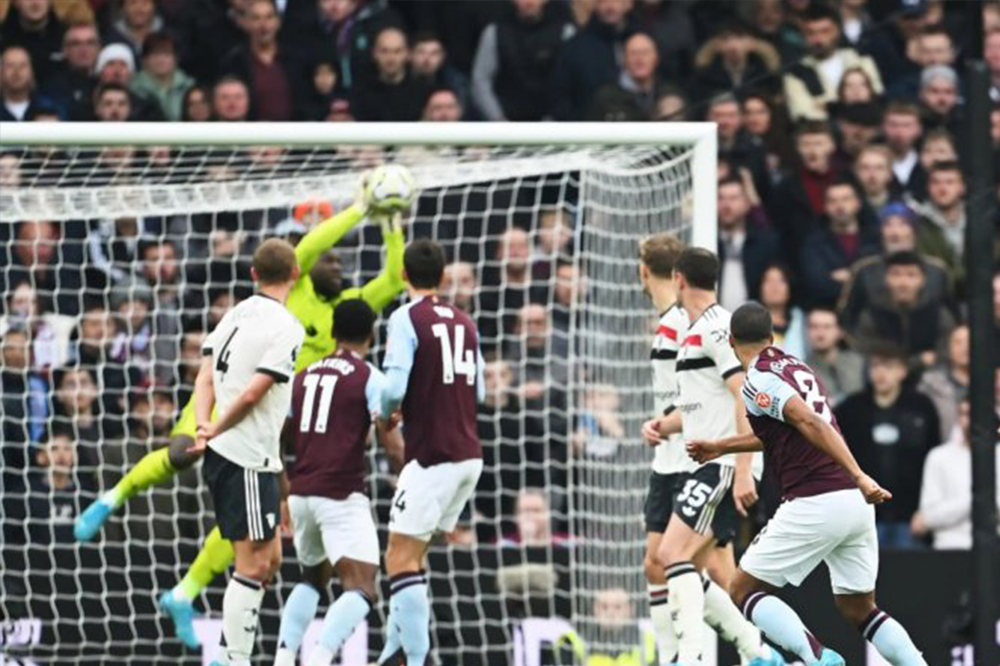 معجزه اونانا در ضعیفترین منچستر تاریخ! - اخبار منچستر یونایتد معجزه اونانا در ضعیفترین منچستر تاریخ!