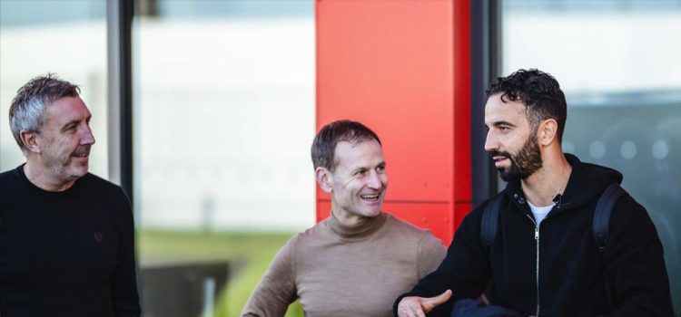 آموریم و دستیارانش به زمین تمرین منچستریونایتد رسیدند