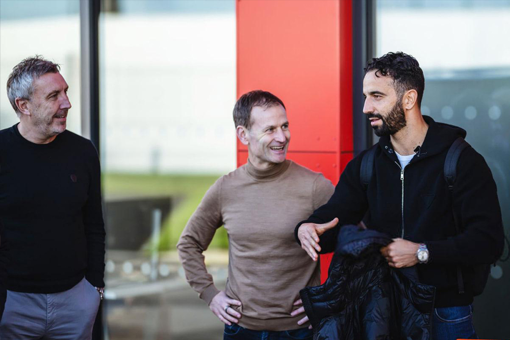 آموریم و دستیارانش به زمین تمرین منچستریونایتد رسیدند - اخبار منچستریونایتد آموریم و دستیارانش به زمین تمرین منچستریونایتد رسیدند