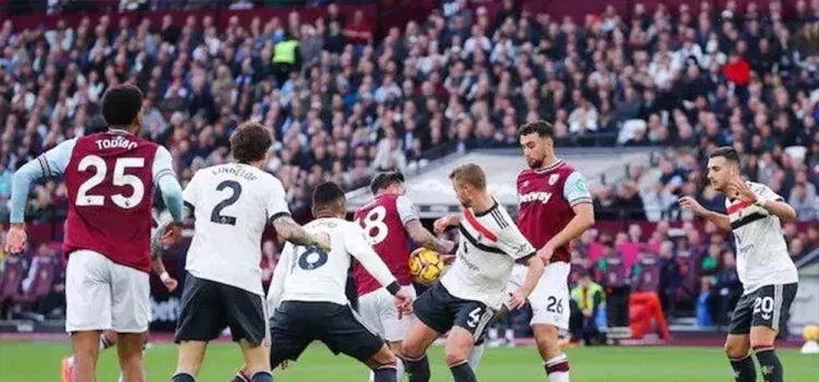 اعتراف رئیس کمیته داوران لیگ برتر انگلیس؛ پنالتی منجر به اخراج اریک تن هاگ اشتباه بود