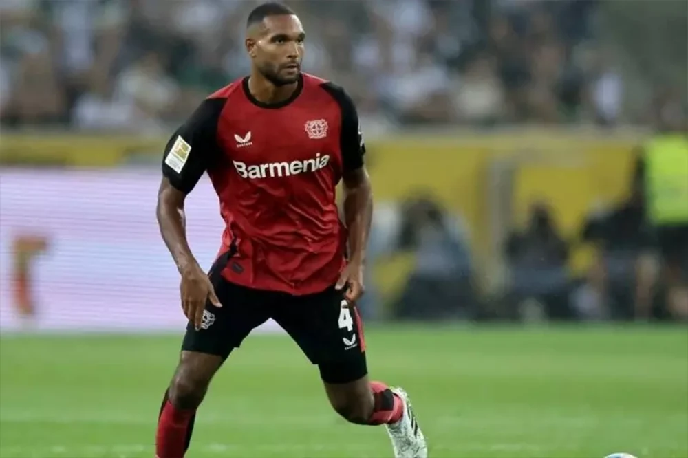 رقابت بارسلونا با منچستریونایتد برای جذب مدافع بایر لورکوزن - اخبار منچستریونایتد رقابت بارسلونا با منچستریونایتد برای جذب مدافع بایر لورکوزن