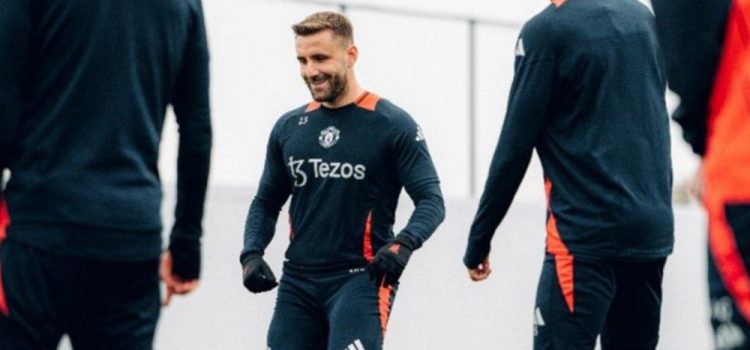 پس از 264 روز غیبت: شاو در تمرینات یونایتد (عکس)