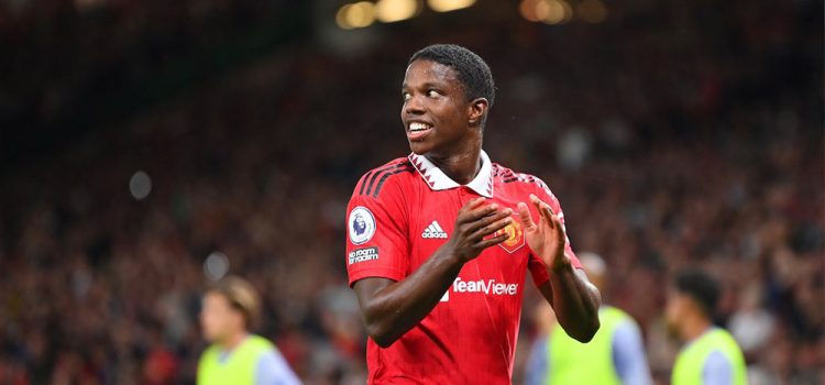 بازگشت دفاع چپ از یاد رفته یونایتد بعد از ۵3۴ روز!