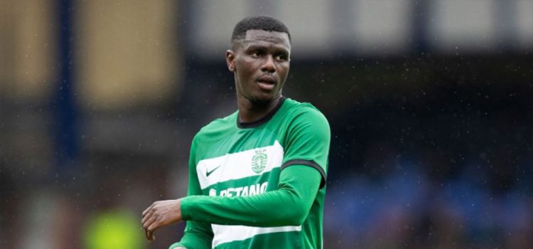 آموریم نیامده برای خط دفاع یونایتد نقشه کشید!