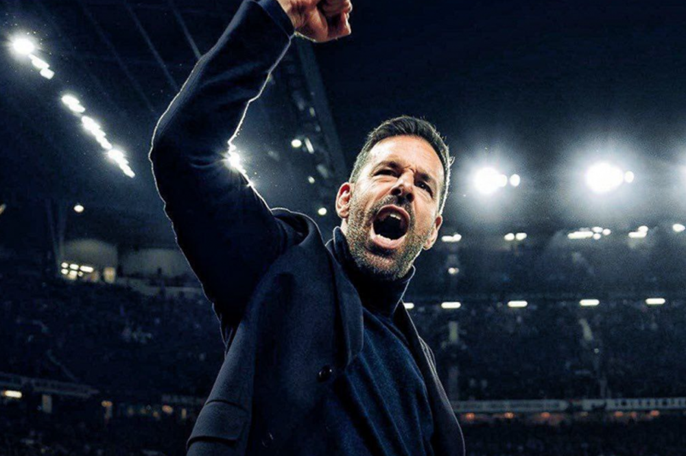 درخواست ستاره‌های یونایتد: نیستلروی باید بماند