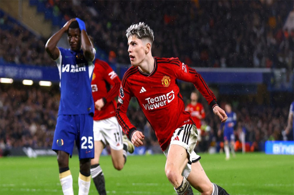 عبور گارناچو از رونالدو در منچستریونایتد!