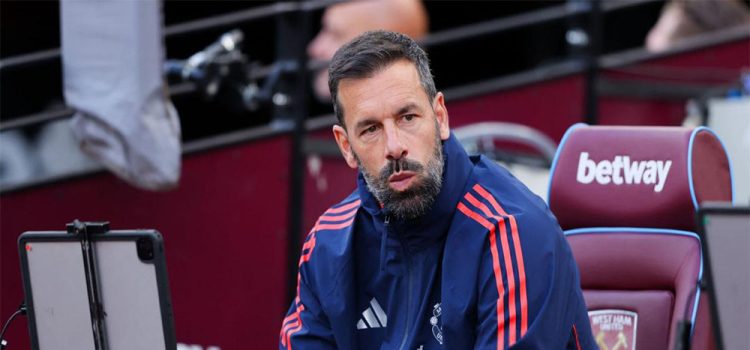 بی‌اطلاعی نیستلروی از آینده‌اش در منچستریونایتد