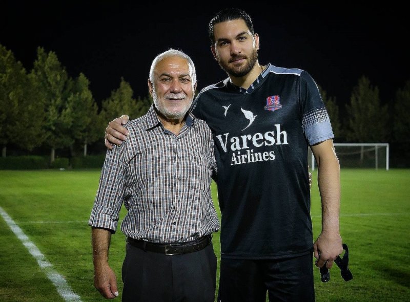 علیرضا حقیقی و پدرش علیرضا حقیقی و پدرش