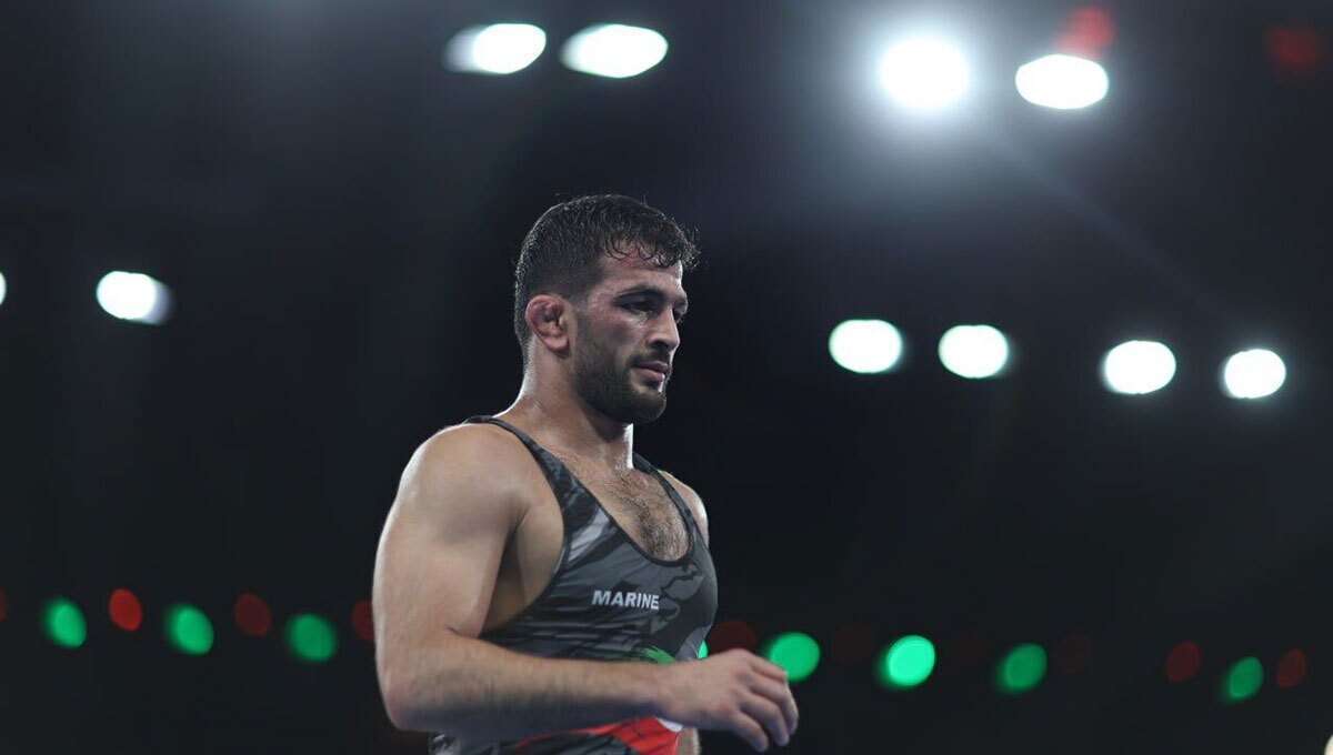 والپیپر حسن یزدانی والپیپر حسن یزدانی