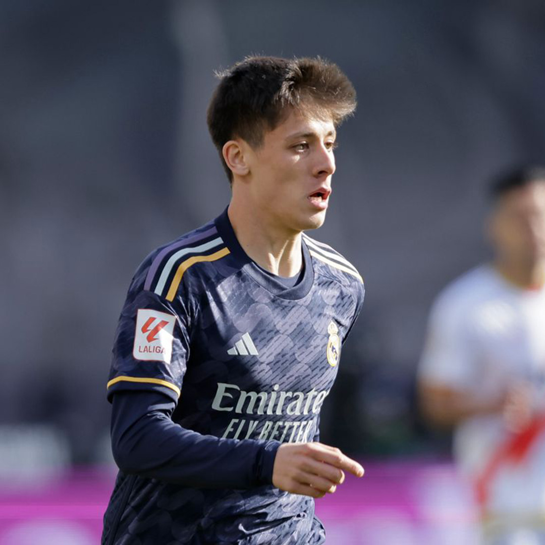 پست تخصصی آردا گولر