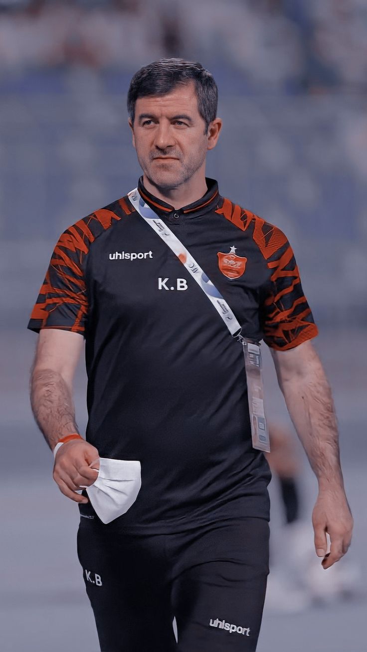 والپیپر کریم باقری برای موبایل والپیپر کریم باقری برای موبایل