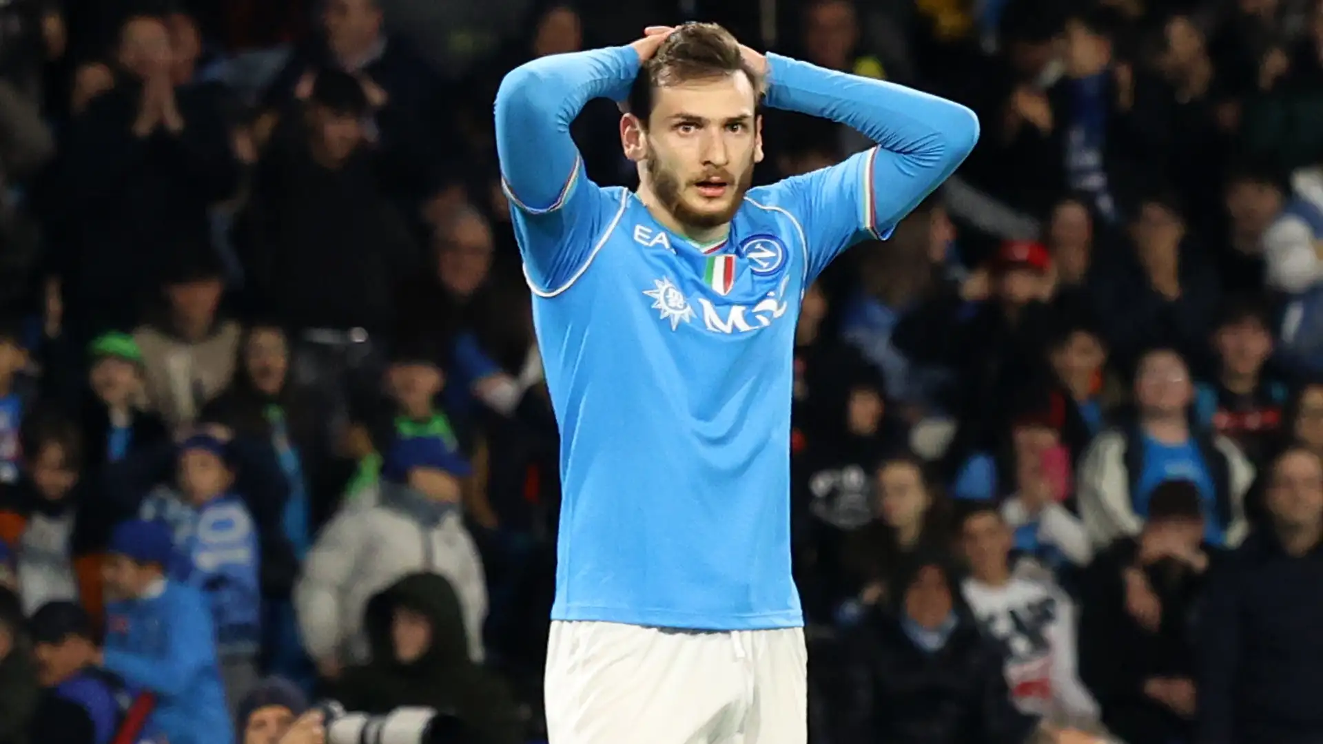 والپیپر کواراتسخلیا والپیپر کواراتسخلیا