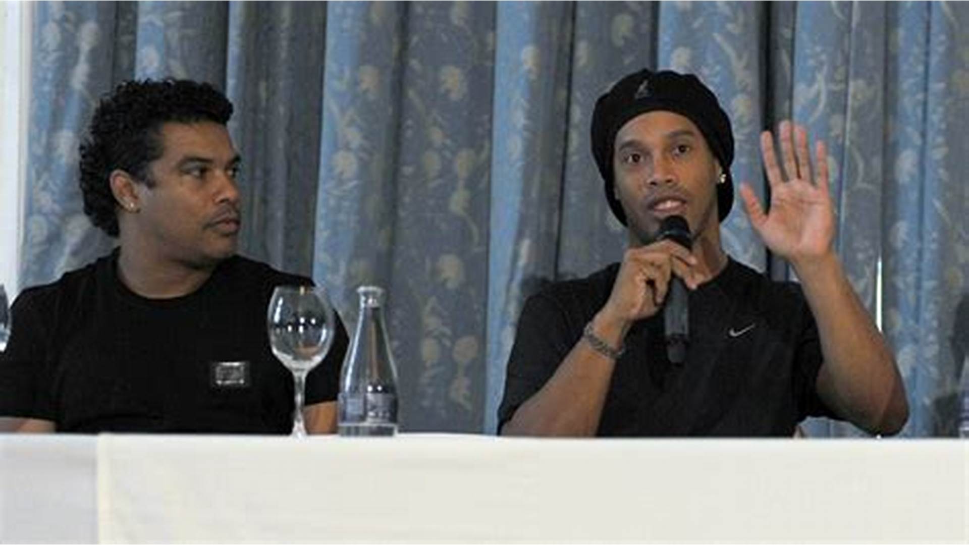 برادر رونالدینیو برادر رونالدینیو