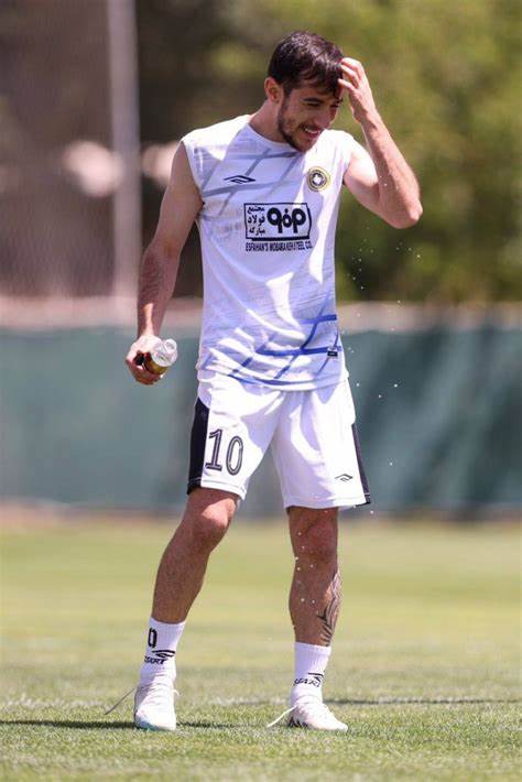 والپیپر فرشاد احمدزاده والپیپر فرشاد احمدزاده