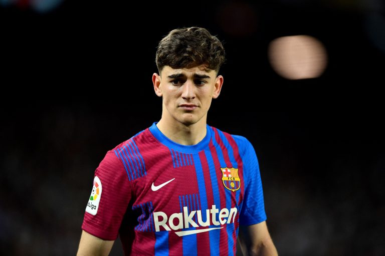 پابلو گاوی در بارسلونا پابلو گاوی در بارسلونا