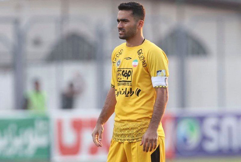 محمد کریمی کاپیتان تیم سپاهان محمد کریمی کاپیتان تیم سپاهان