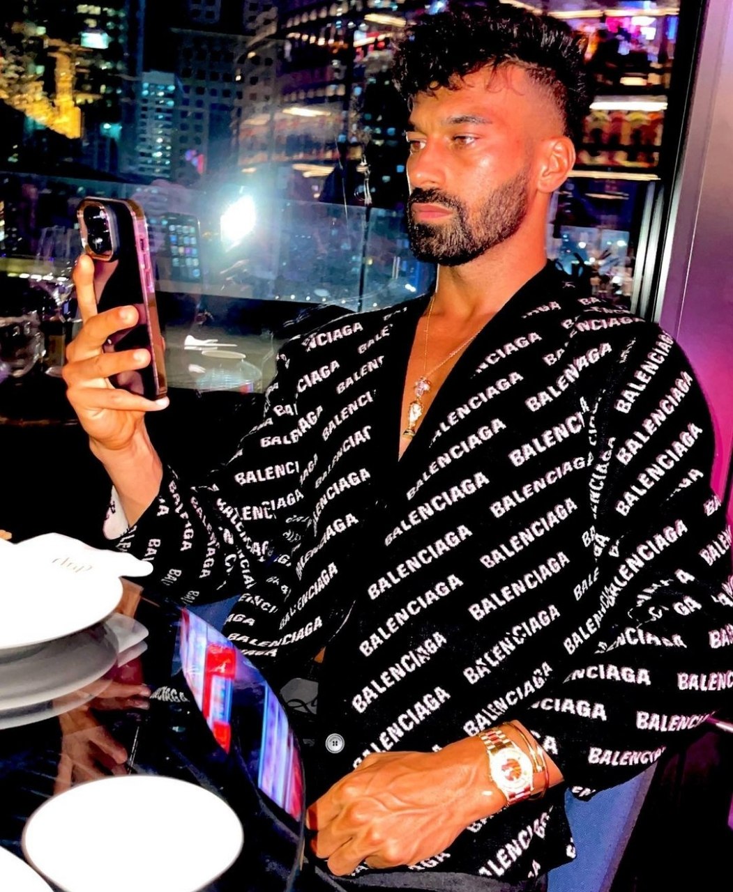 رامین رضاییان والپیپر برای موبایل رامین رضاییان والپیپر برای موبایل