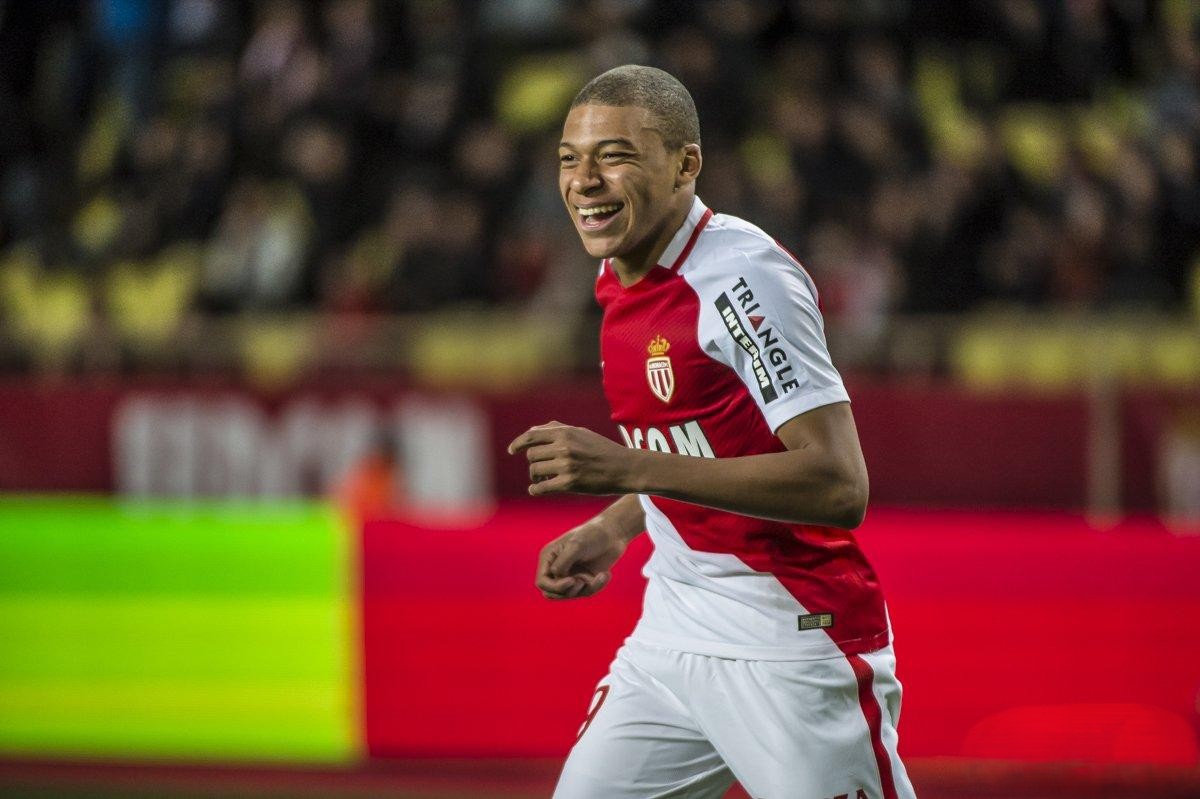 کیلیان امباپه آ اس موناکو کیلیان امباپه آ اس موناکو