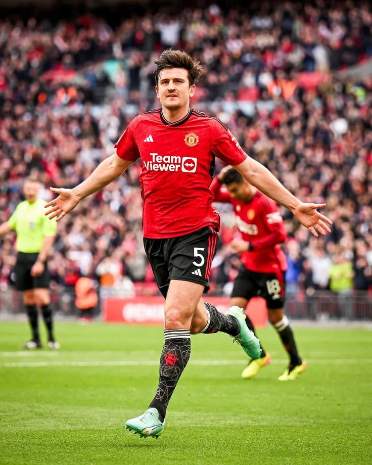 هری مگوایر مدافع انگلیسی یونایتد