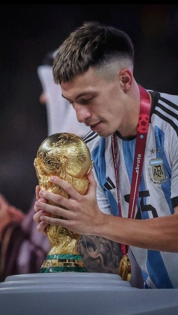 افتخارات و جام های لیساندرو مارتینز