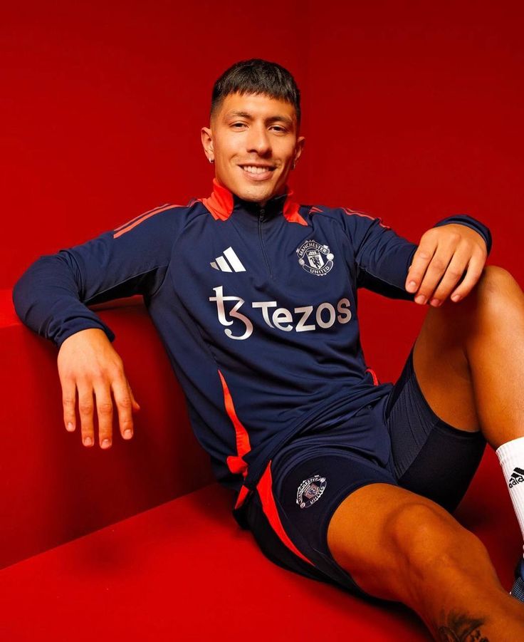 عکس پروفایل لیساندرو مارتینز