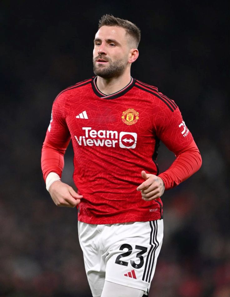 لوک شاو بازیکن انگلیس