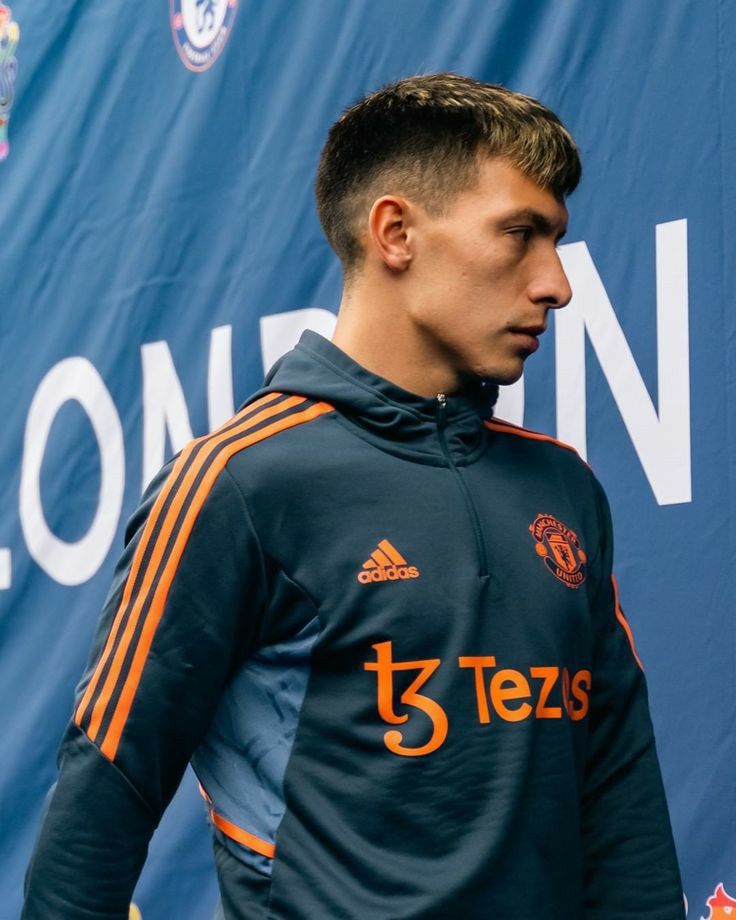 لیساندرو مارتینز کیست