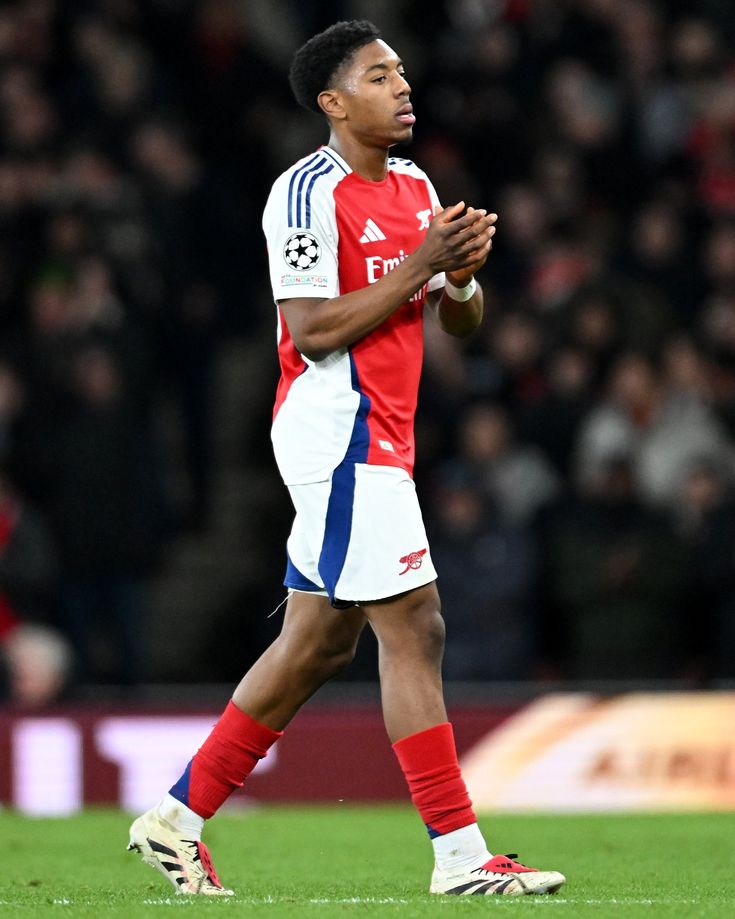 آرسنال مایلز لوئیس اسکلی