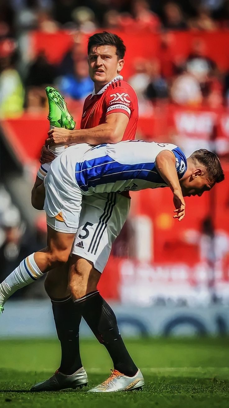 wallpaper 4k Harry Maguir