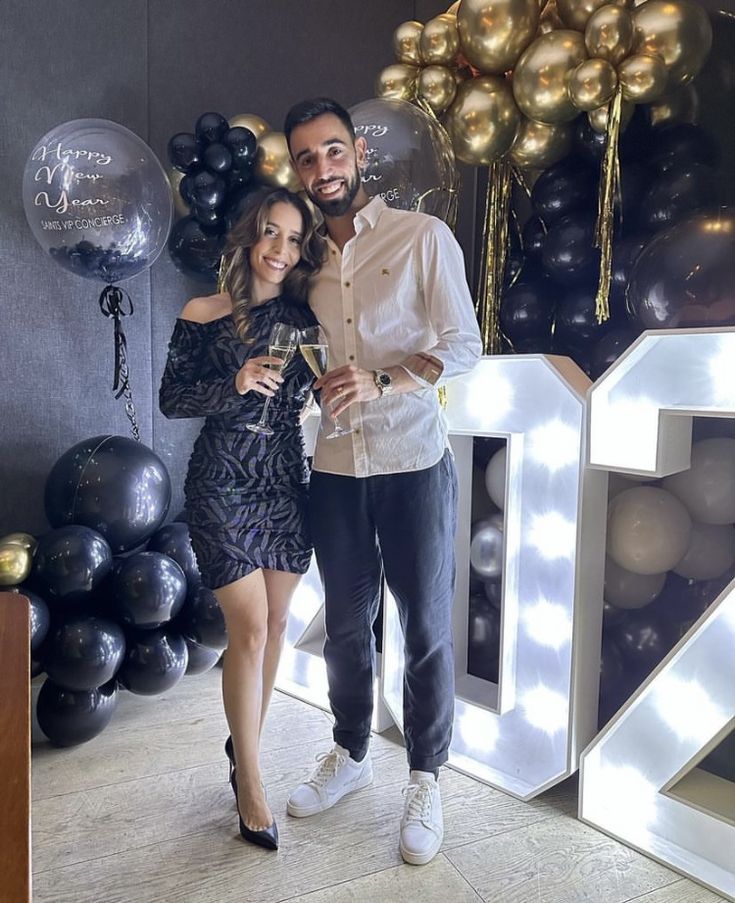 عکس برونو فرناندز و همسرش