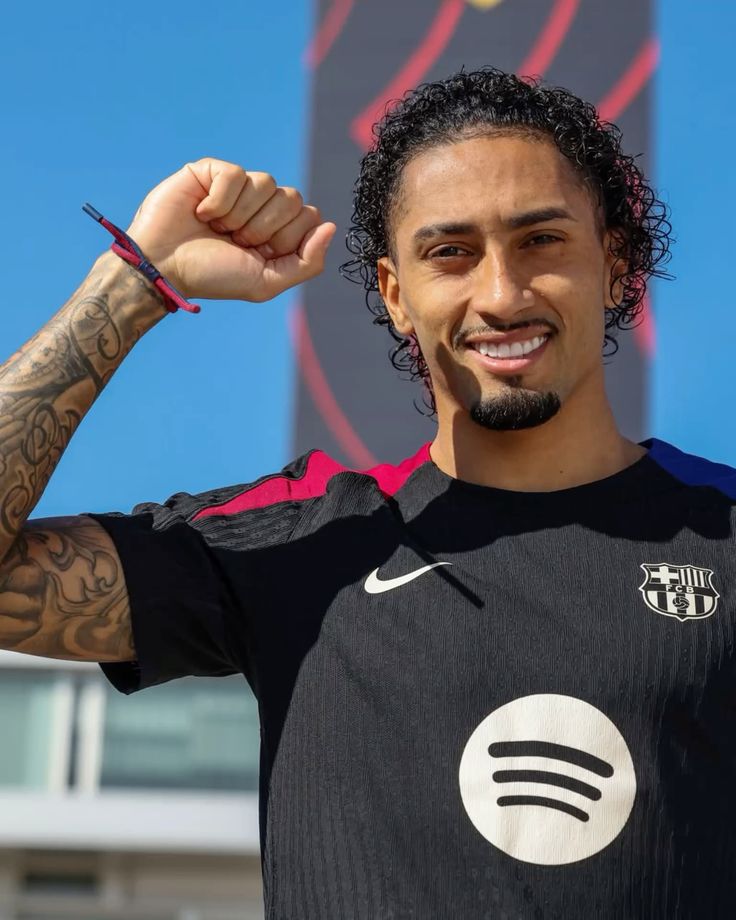 عکس پروفایل رافینیا