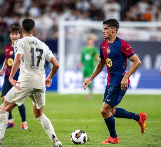 wallpaper for laptop Gerard Martin