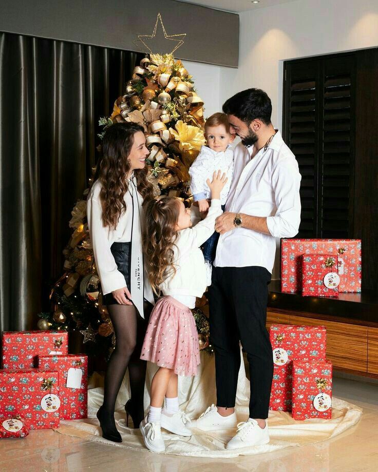 عکس خانوادگی برونو فرناندز