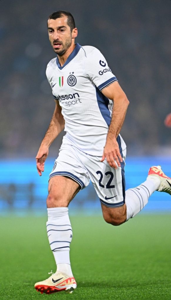 wallpaper for laptop Henrikh Mkhitaryan