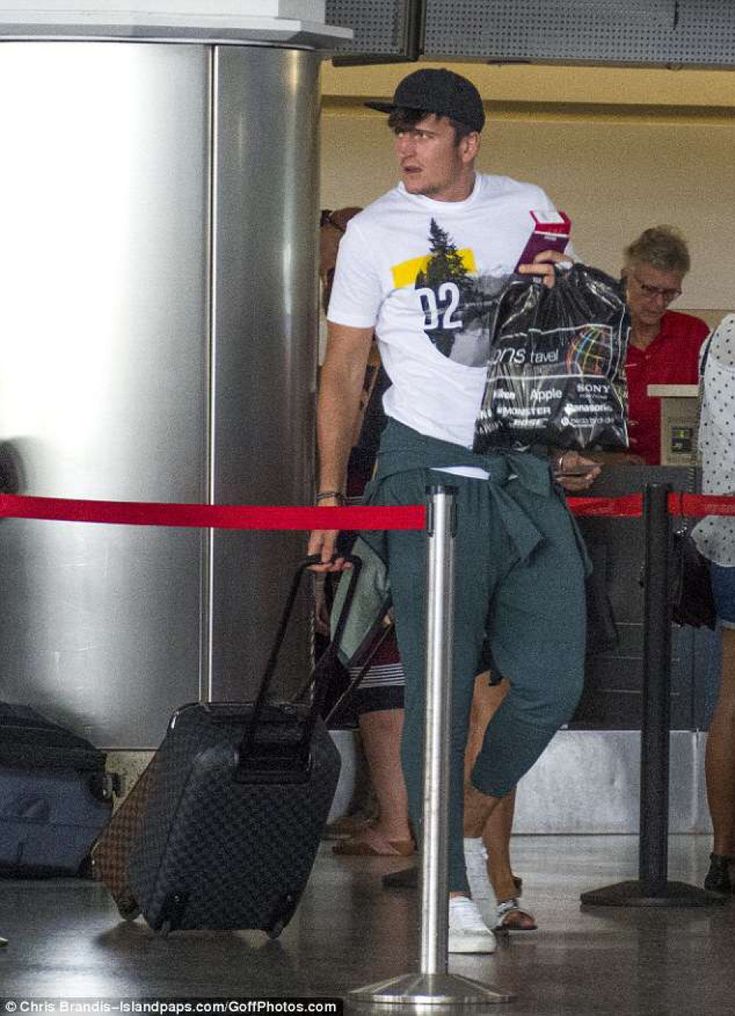 عکس های هری مگوایر