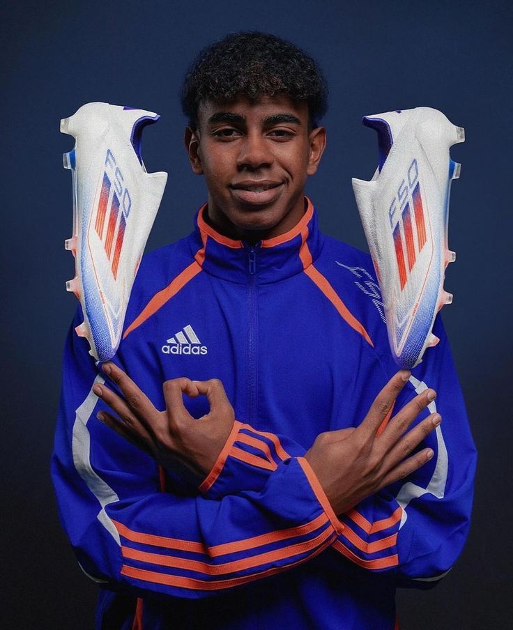 Lamine Yamal wallpaper