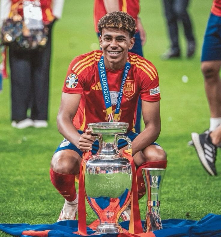 افتخارات و جام های یامال