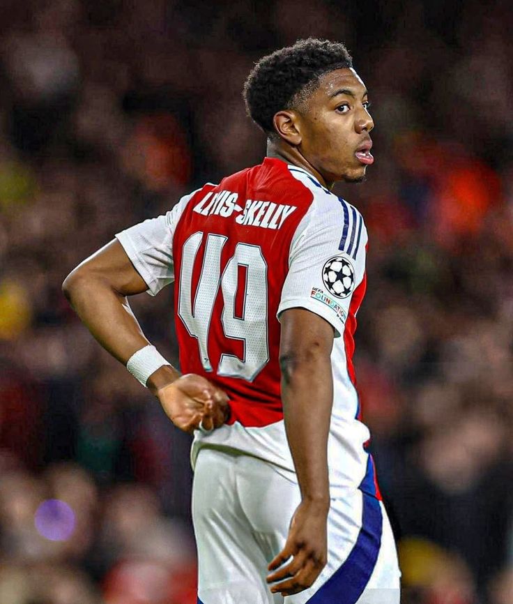 مایلز لویس اسکلی والپیپر