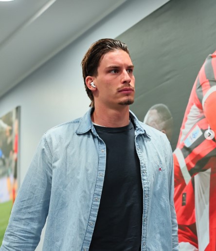 عکس جذاب مارکو کارنسکی